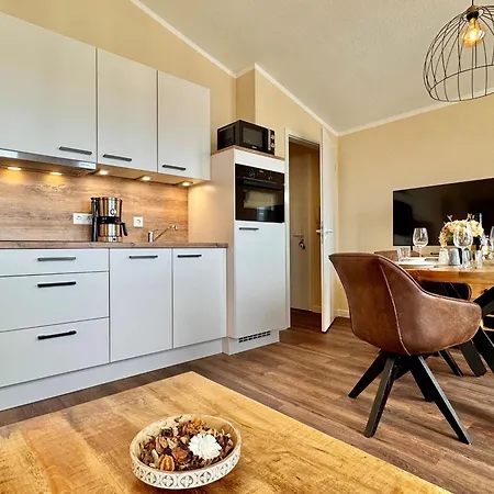 520, Seepark Апартаменти *